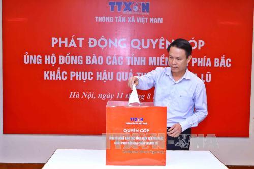 Chung tay ủng hộ đồng bào Tây Bắc khắc phục thiệt hại do mưa lũ